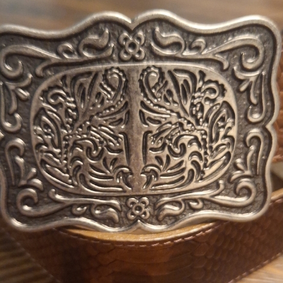 Leatherock Embossed Brown Leather Belt with Pewter Ornate Buckle main image 5